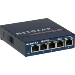 Netgear 5x 10 / 100 / 1000 Ethernet Switch
